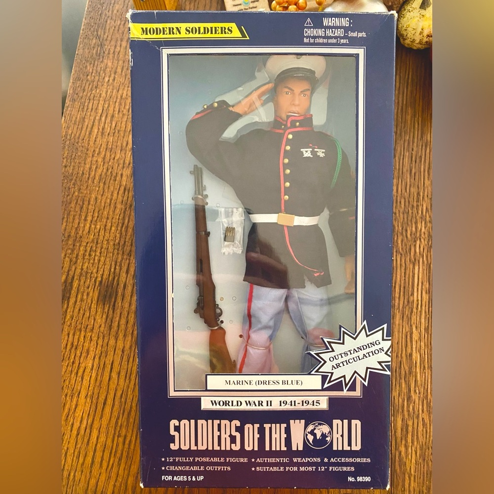 2002 Marine in Dress Blues Action Figure